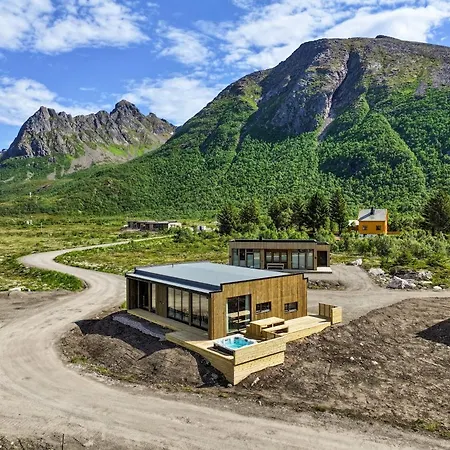 Vakantiehuis 11 - Amazing In Lyngvaer Storoya