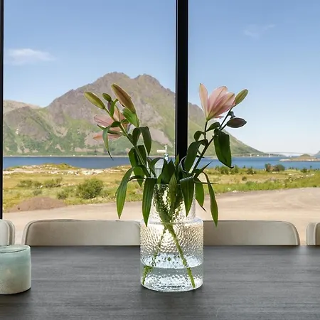 Vakantiehuis 11 - Amazing In Lyngvaer Storoya
