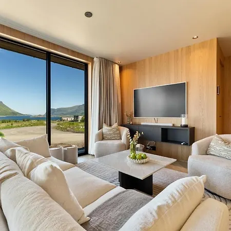 11 - Amazing In Lyngvaer Vakantiehuis *