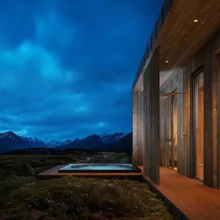 11 - Amazing In Lyngvaer